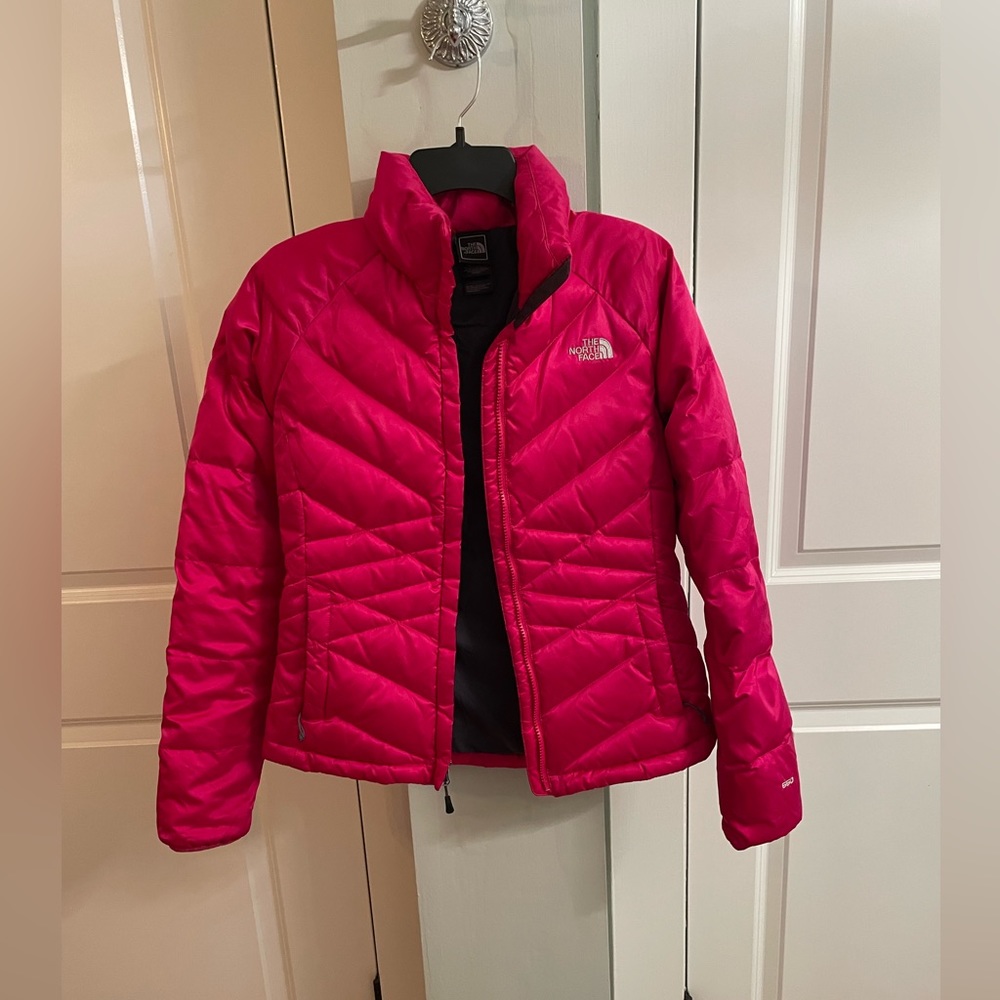 Hot pink north face puffer jacket 500 EUC goose down